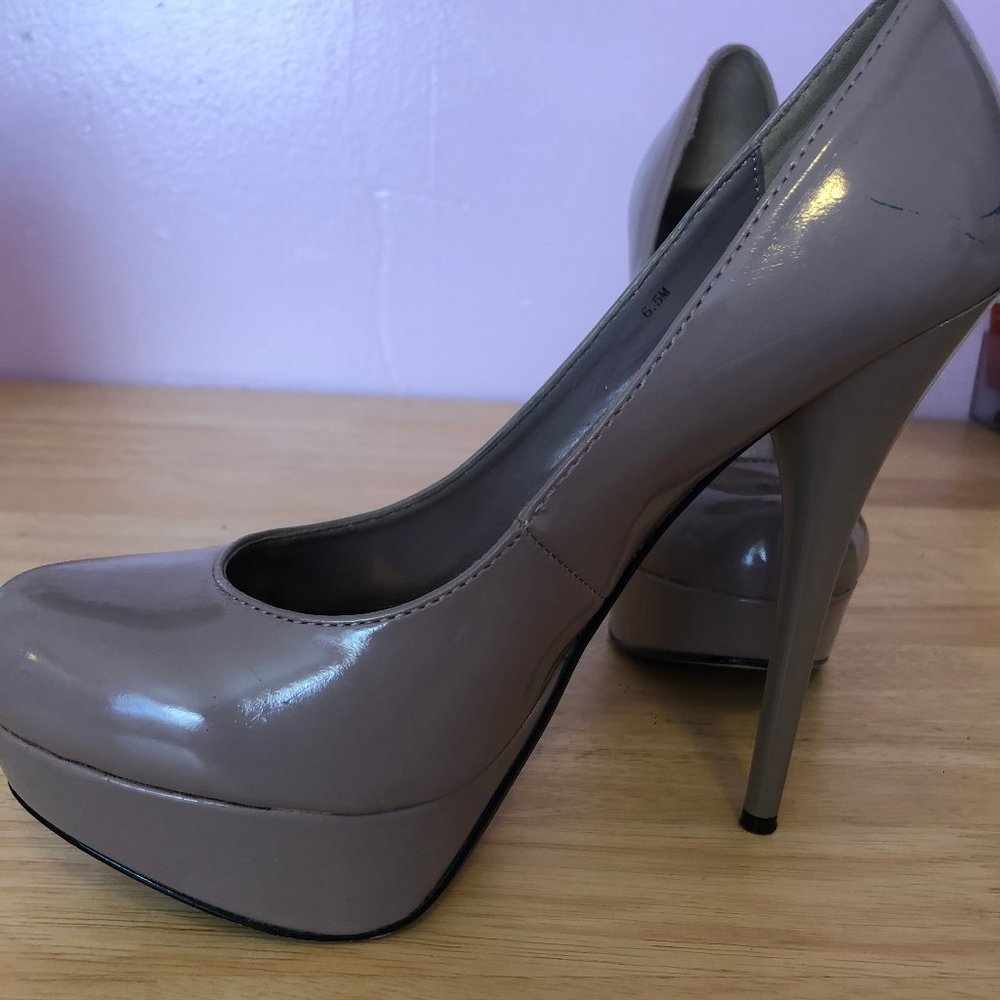 Steve Madden purple Suede size 6.5